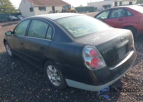 2005 Nissan Altima 2.5 S from USA, damaged, VIN 1N4AL11D65C160057